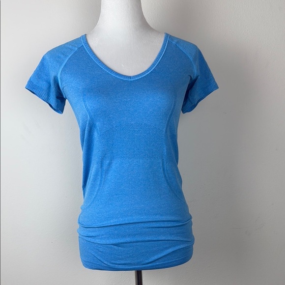 NWOT Lululemon Athletica‎ Blue Fitted Short Sleeve Tee Size 6 - Picture 4 of 10